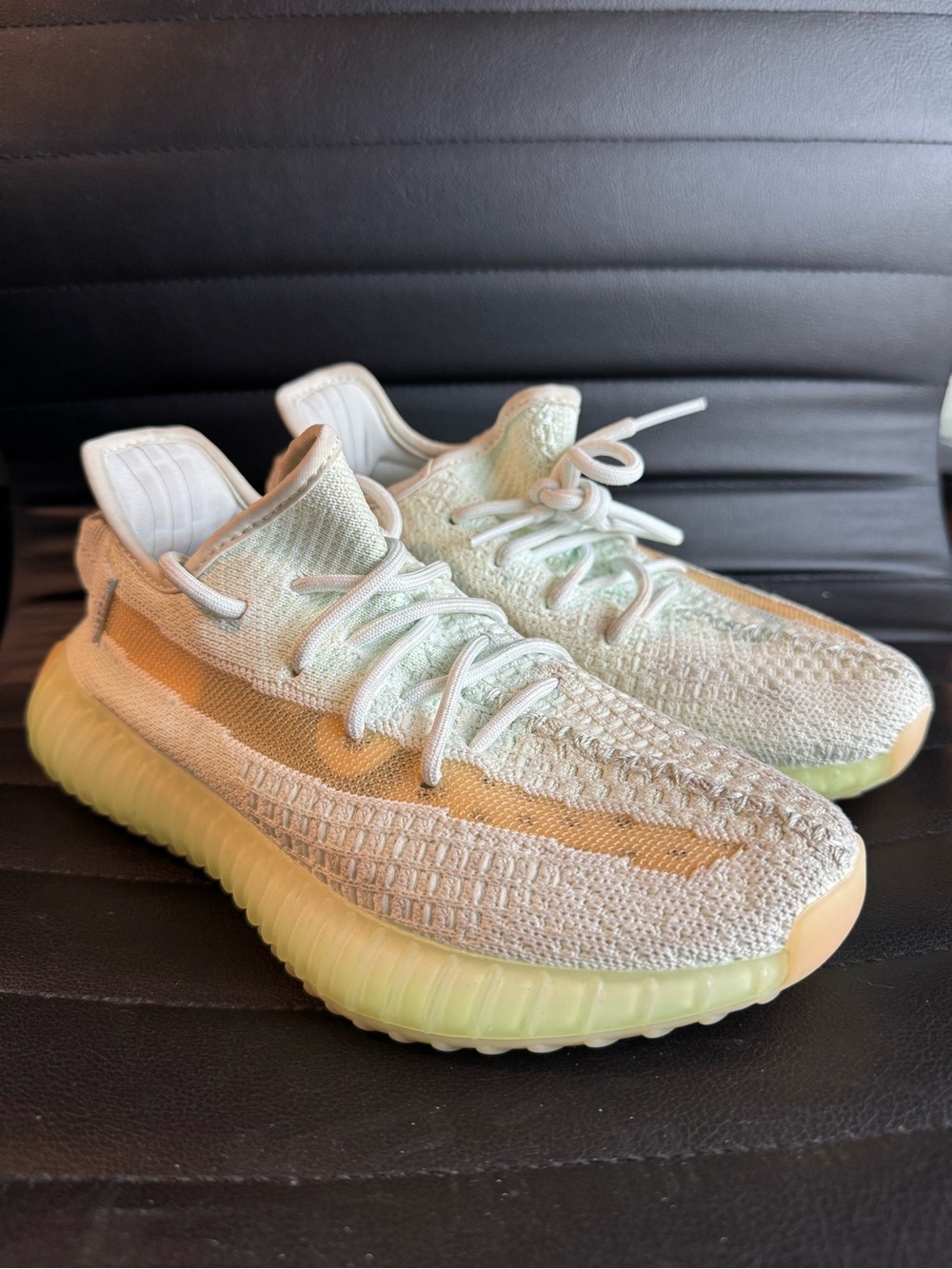 YEEZY BOOST 350V2 “HYPERSPACE” SIZE 7 MENS
